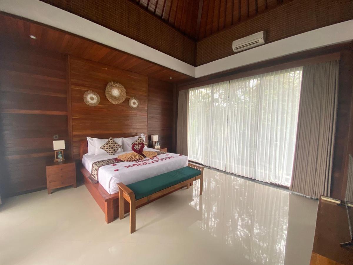 Nirankara Private Pool Villa - By Ubud Paradise מראה חיצוני תמונה