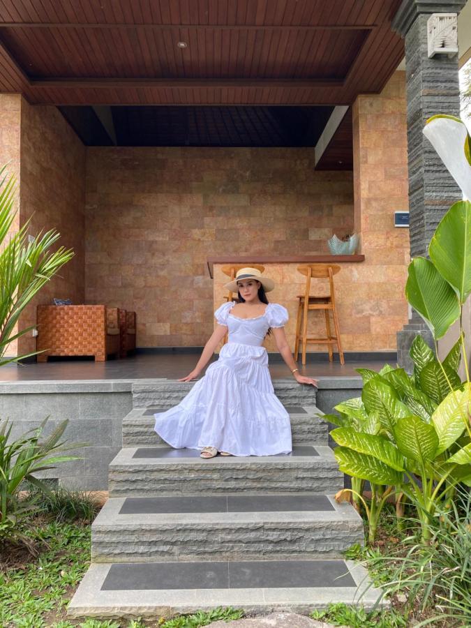 Nirankara Private Pool Villa - By Ubud Paradise מראה חיצוני תמונה